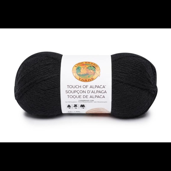 Handmade Lavena Celtic Poncho by BLD - Picture 6 of 6